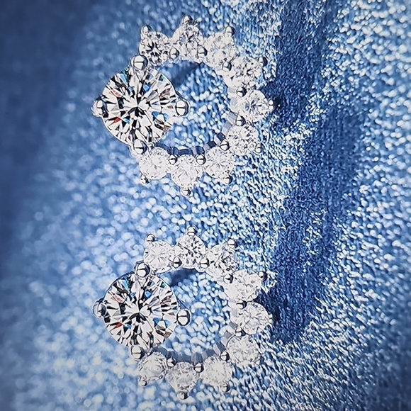 NWT 925 Sterling Silver Diamond Bow Womens Earrings. - Picture 6 of 8